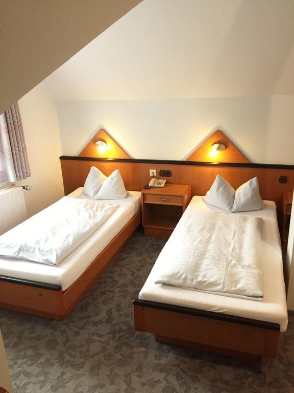 Hotel Ambassador Bonn Phòng bức ảnh