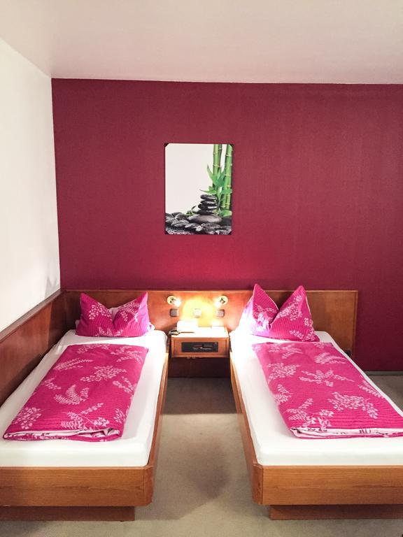 Hotel Ambassador Bonn Phòng bức ảnh