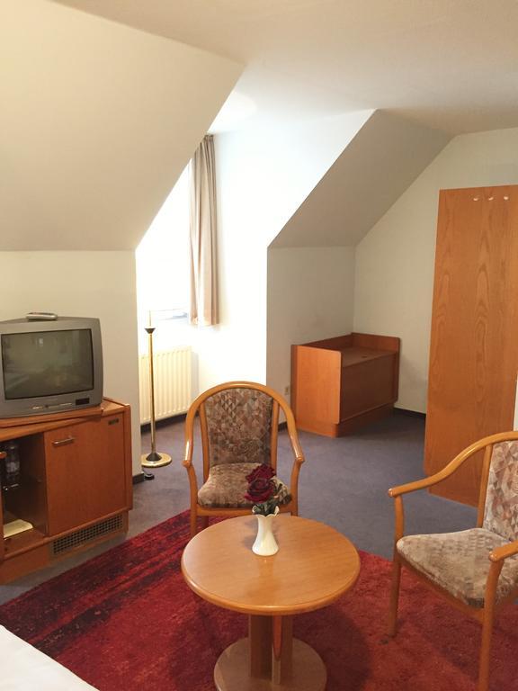 Hotel Ambassador Bonn Phòng bức ảnh